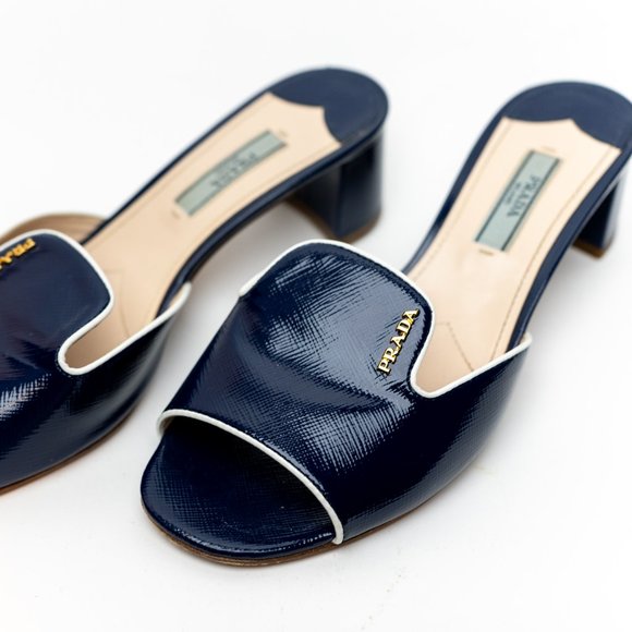 Prada navy blue sandal slides low heel size 35 1/2 - Picture 1 of 14